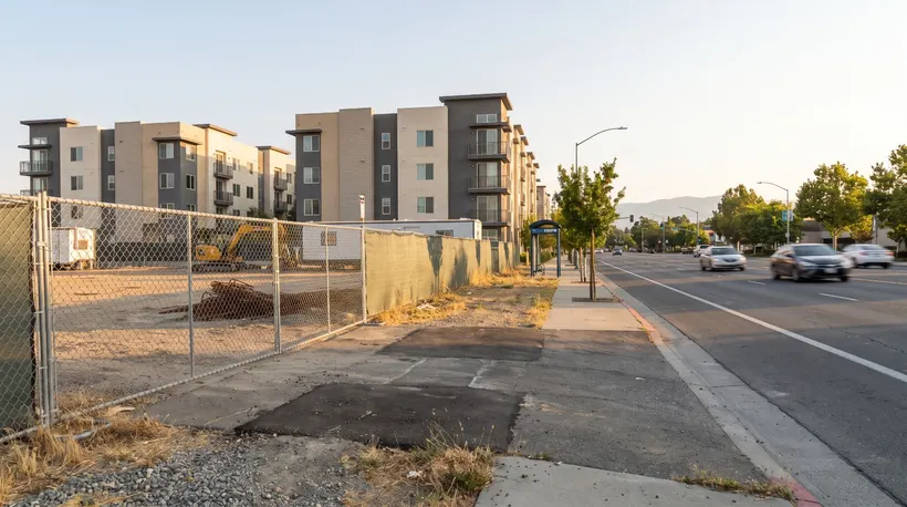860 West San Carlos: 272 Affordable Homes Get Their Permit