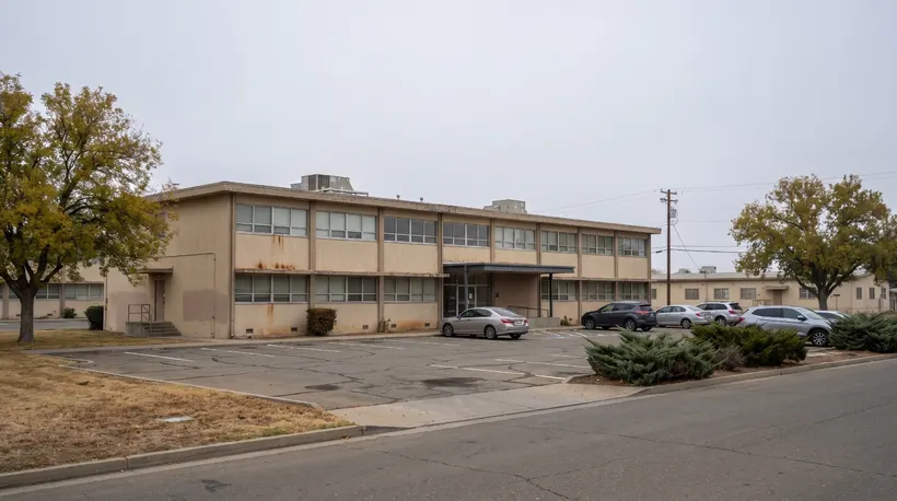 An old McClellan office building wants to become 35 apartments
