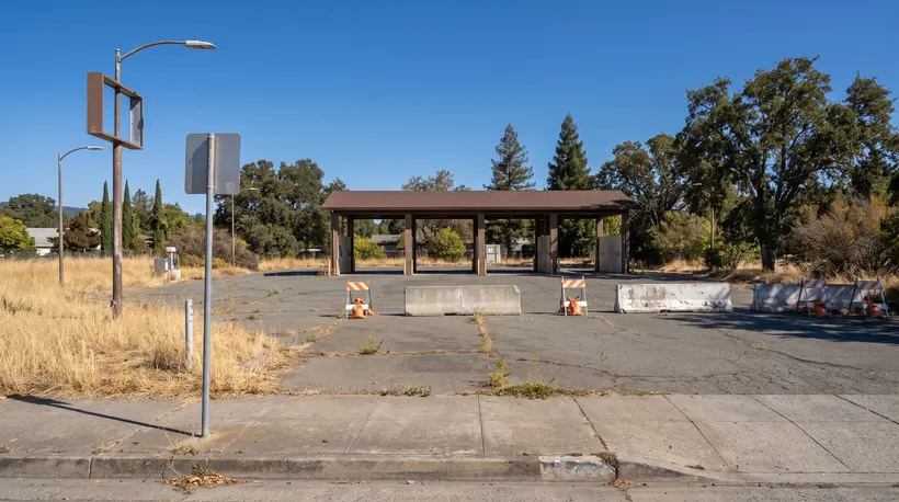 Cloverdale may give up apartment land for a new car wash