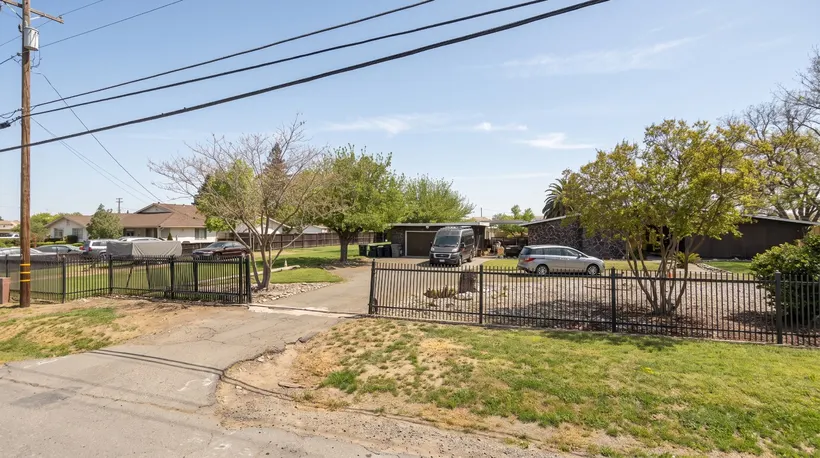 A south Sacramento ranch lot could become 29 homes after all